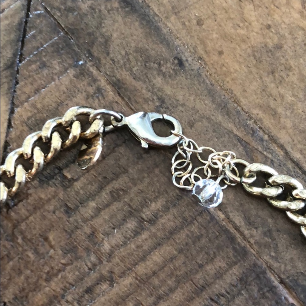 Express Statement Necklace - Picture 4 of 7